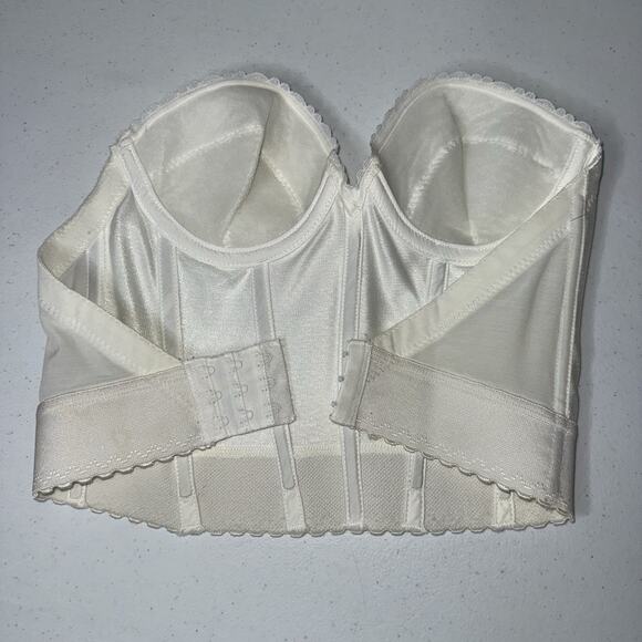 Flexees Vintage Women’s Corset Bra White Size 34B - Picture 2 of 5